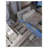 Enco Model 100-1588 Vertical Knee Milling Machine