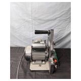 Neutra Tungsten Grinder