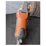 Walter Line-Mate III Grinder