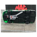 1997 Nascar Mac Tools Motor Sports Bobby Labonte #18 Pontiac / Interstate Batteries 1:24 scale die cast stock car