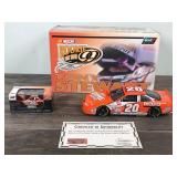 2000 Nascar Revell 2 Car Set Collection Tony Stewart #20 Pontiac The Home Depot / Rookie of the Year 1:24 & 1:64 scale die cast stock cars