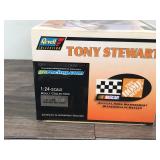 2000 Nascar Revell 2 Car Set Collection Tony Stewart #20 Pontiac The Home Depot / Rookie of the Year 1:24 & 1:64 scale die cast stock cars