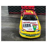 1997 Nascar Mac Tools Motor Sports / Revell Terry Labonte #5 Monte Carlo / Kellogs Corn Flakes 1:24 scale die cast stock car