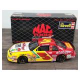 1997 Nascar Mac Tools Motor Sports / Revell Terry Labonte #5 Monte Carlo / Kellogs Corn Flakes 1:24 scale die cast stock car