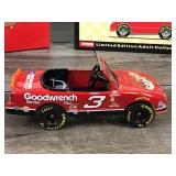 2000 Nascar Action Dale Earnhardt #3 Monte Carlo GM Goodwrench Service Plus / Taz / No Bull 1:25 scale die cast coin bank pedal car