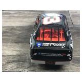 1999 Nascar Action Racing Collectibles Dale Earnhardt Monte Carlo #3 GM Goodwrench Service Plus / Sign 1:24 scale die cast stock car