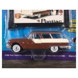 1997 Road Champs 1955 Pontiac Safari Station Wagon 1:43 scale die cast