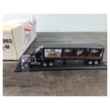 1997 Matchbox The North American Brewmasters Collection Miller Genuine Draft Peterbuilt 1:100 scale die cast