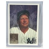 1996 Topps Baseball Card Mickey Mantle Gold #7