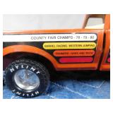 Metal Nylint horse ranch truck