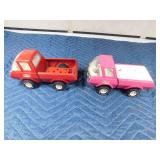 2 metal Tonka trucks
