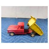 Vintage metal dump truck