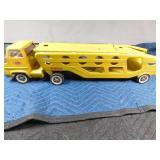 Metal Tonka car carrier semi and trailer