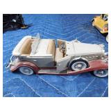 4 Metal Collector cars