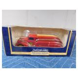 Die cast metal 1939 New holland Lubricants Dodge airflow Ertl bank