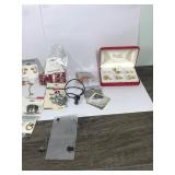 Lot of costume jewelry
