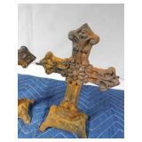 5 Vintage cast iron pieces