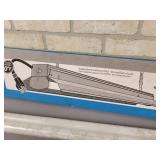 New Lithonia 48" Fully Assembled Shop light with New Bulbs - NO SHIPPING