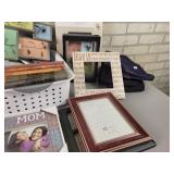 Large Lot of Frames and Décor - Most appear New - NO SHIPPING