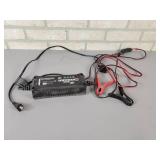 DURACELL Model No. SLC10004 3.8A 6V/12V Battery Charger - Powers On