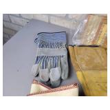 (17) Pair of Work gloves - Most seem to be Size Large