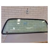 Rear Glass with Seal from a 2003 FORD F350 - NO SHIPPING