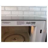 EMERSON Microwave - Tested and Powers on - NO SHIPPING