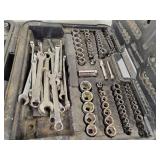 CRAFTSMAN Socket and Wrench Set
