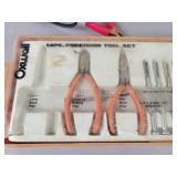 12V Battery Tender, Oxwall Precision Set and CRAFTSMAN Strap Wrenches