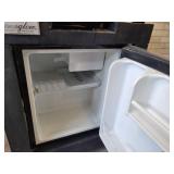 Charmglow Propane Grill and Refrigerator Combo - Refrigerator tested and Cools - NO SHIPPING