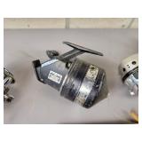 Fishing Reels, Boat Cleats and Ice Fishing Rods - Great Lakes Bait Cast Reel, Eagle Claw Spin Cast reel, Pflueger Spincast Reel, Zebco Reel and Silstar Reel