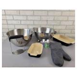6 Quart Stainless Steel Bowl, Colander, Lecreuset Baking Dishes and More - NO SHIPPING