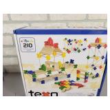 NEW GuideCraft 210 Piece TEXO Wood Block Building Set