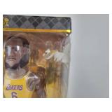 2021 Funko Gold LeBron James Vinyl Figure