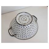 Lot of (4) Pieces of Enamelware