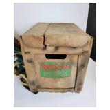 Rock Spring Beverages Box and Carrier and Airborne Screaming Eagles Flag