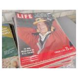 (35+) 1960s Issues of LIFE Magazine - Some are in Sleeves