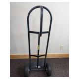 Milwaukee 30019 800-Pound Capacity D-Handle Hand Truck, Black