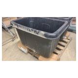 Rubbermaid Rolling Bin BR