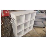 Assembled 6 cube storage shelf