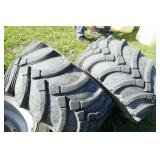 Set of 4 Tractionmaster wide wall 31x15.5x15 tires on rims