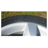 Set of 4 New Yokohama tires and rims 225/50/R17