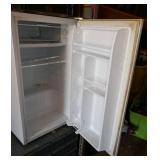 Small Refrigerator for your garage - works