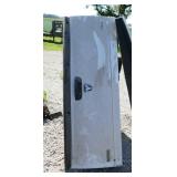 3rd generation Dodge SLT tail gate