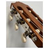 YAMAHA GUITALELE GL-1 Guitalele Guitar / Ukulele