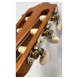 YAMAHA GUITALELE GL-1 Guitalele Guitar / Ukulele