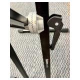 GATOR FRAMEWORKS Double X Braced Keyboard Stand with Shelf to Turn into DJ Table