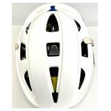 CASCADE R Medium Lacrosse Helmet, Large MAVERIK 375 ROME Gloves and Pads