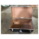 Seward Trunk Seward Traveler Black Trunk with Wheels and Lock 31 in. Customer Returns See Pictures