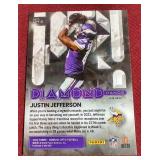 Beautiful Optic Justin Jefferson Diamond Hands Silver Prizm Card